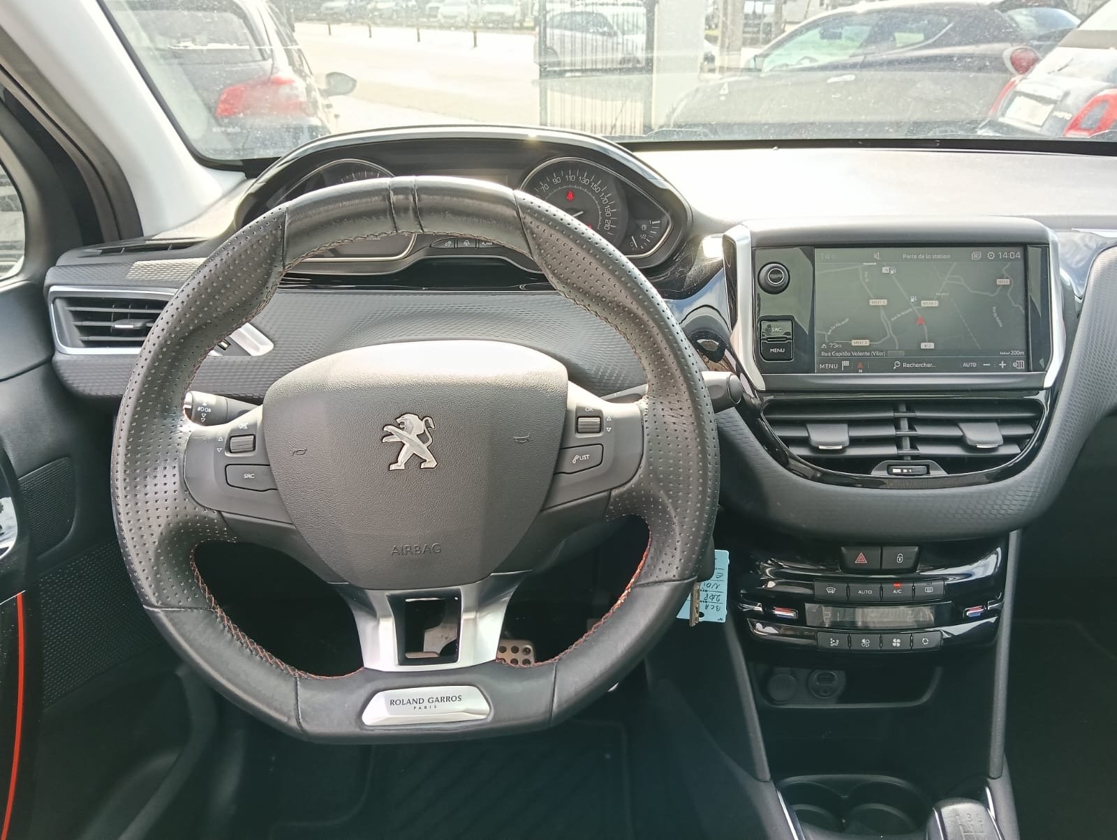 Peugeot 208 - imagem 19